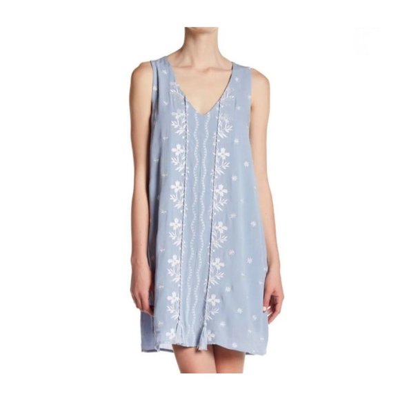 Blu Pepper Dresses & Skirts - Blu Pepper Boho Medium Dress Embrodiery Knee